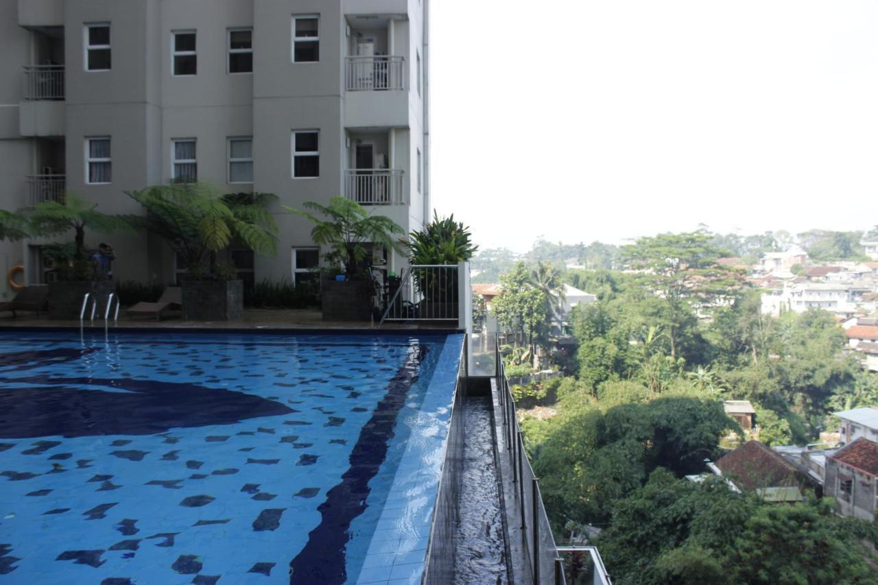 Apartemen Fabolous Thematic 2br At Parahyangan Near Unpar By Travelio